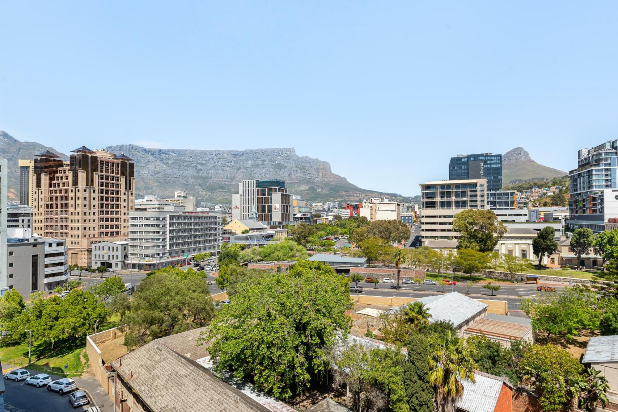 Metropolis * Cape Town